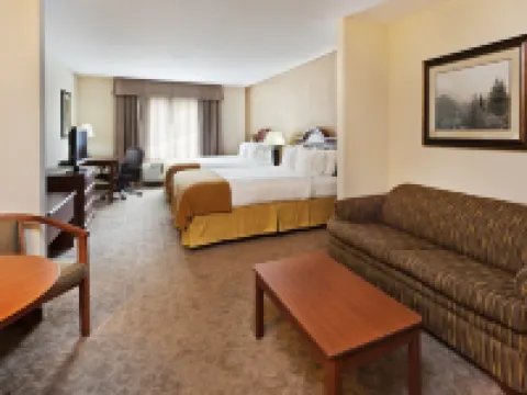 Holiday Inn Express & Suites Brevard Hotels in Transylvania County