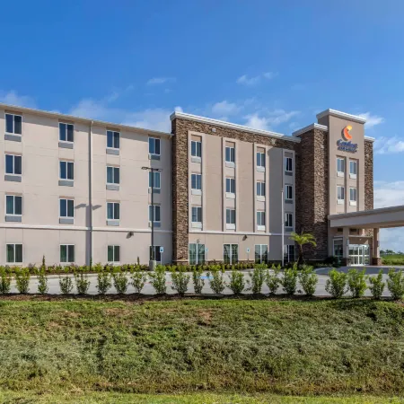 Comfort Inn & Suites