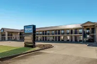 Rodeway Inn & Suites Các khách sạn ở Dublin