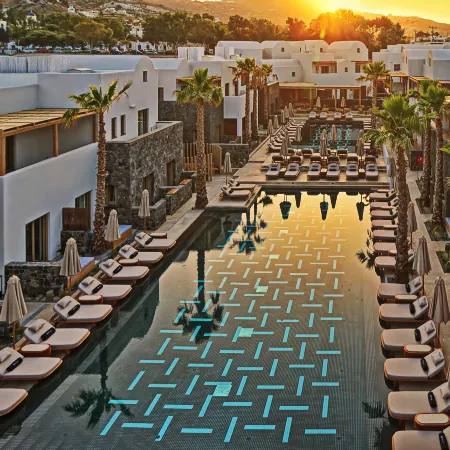 Radisson Blu Zaffron Resort, Santorini Отели рядом с достопримечательностью «Черный пляж»