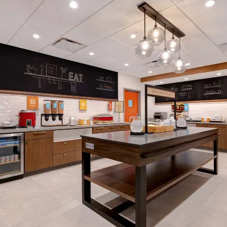 Hampton Inn by Hilton Crown Point