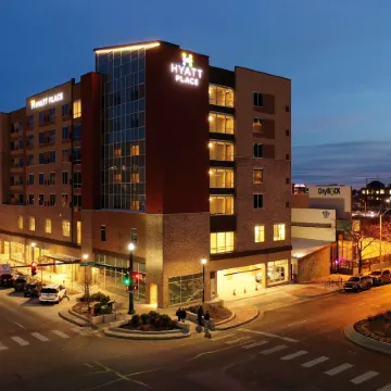 Hyatt Place Colorado Springs Downtown Отели рядом с достопримечательностью «Парк Монумент Вэлли»