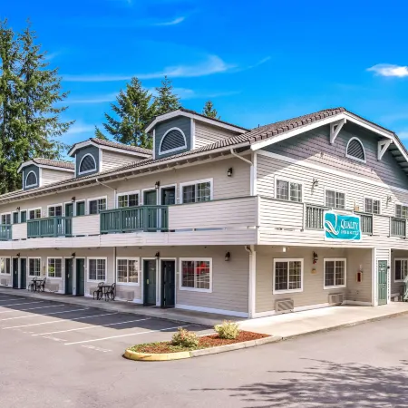 Quality Inn & Suites Bainbridge Island