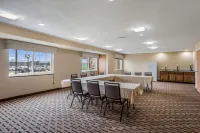 MainStay Suites Cedar Rapids North - Marion Hotels in Marion