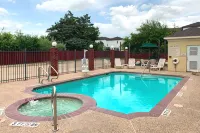 Comfort Suites Texas Ave
