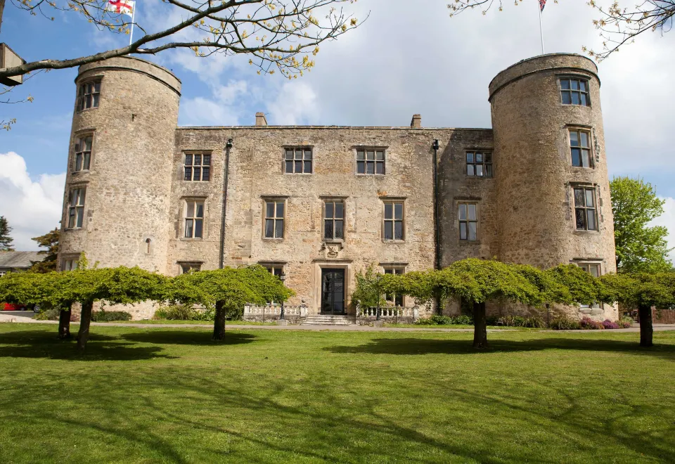 Buchanan House - Housity