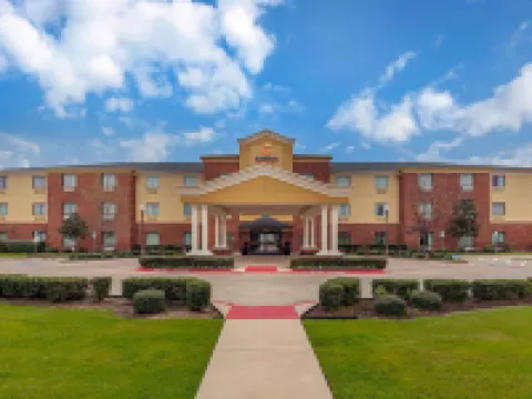 Comfort Suites Hotels in Ennis