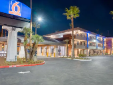 Studio 6 Suites Stockton, CA – Waterfront Hotels in Stockton