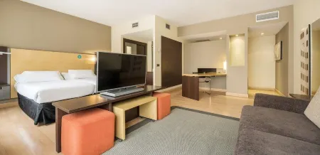 Ilunion Suites Madrid