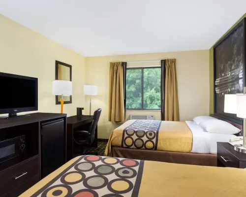 Super 8 by Wyndham Marietta Hotels in Marietta