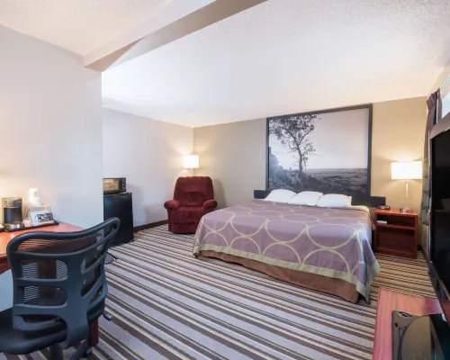 Super 8 by Wyndham Jamestown Hotels in Jamestown