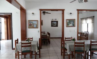 Hotel Casa Flores de Tikal