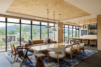 Fairfield by Marriott Hokkaido Minamifurano - parking