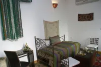Riad Attarine - Kolam Renang Peribadi