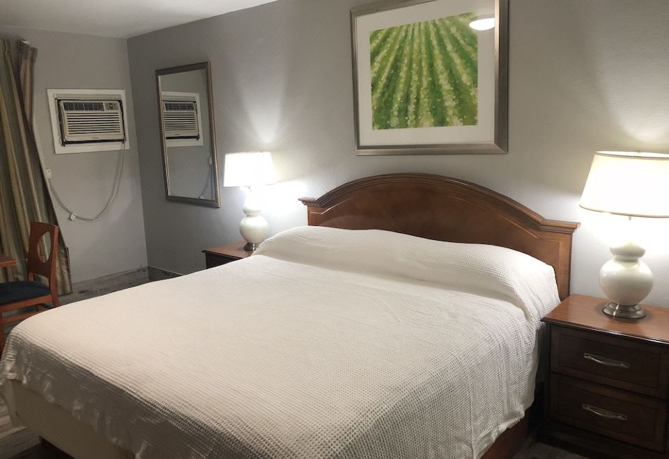 Bay Breeze Inn Bradenton Downtown - Housity