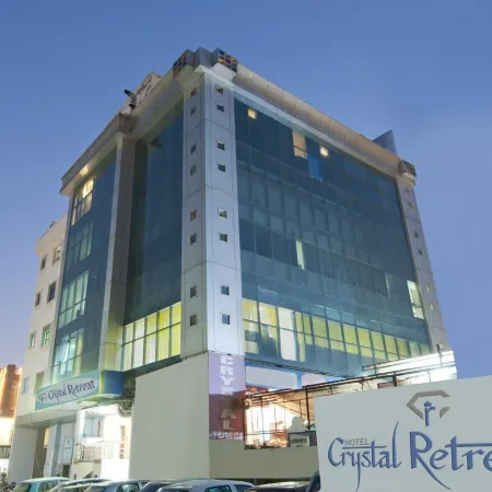 Hotel Crystal Retreat
