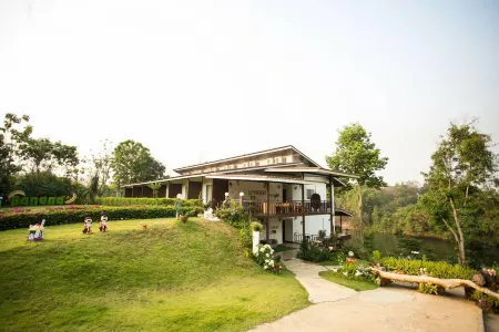 Banana Resort & Spa Отели в г. Dan Makham Tia