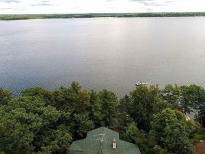 Round House on Round Lake