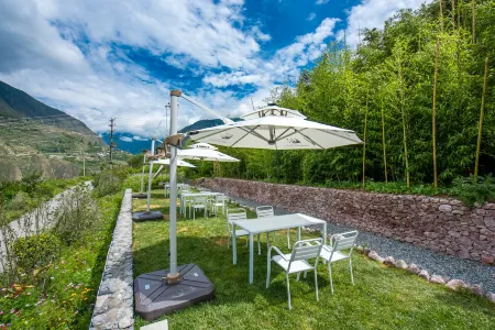 Wenchuan Weicheng Yi B&B Отели в г. Вэньчуань