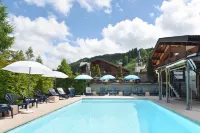 Loc'Hotel Alpen Sports Hotel di Les Gets