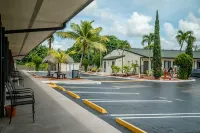 Travelodge by Wyndham Florida City/Homestead/Everglades - parking