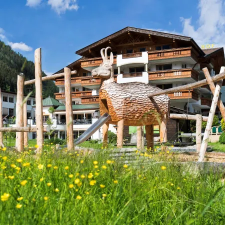 Sepp & Hannis Suiten im Dorf