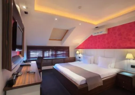 Garni Hotel Crystal Отели в г. Врњачка Бања