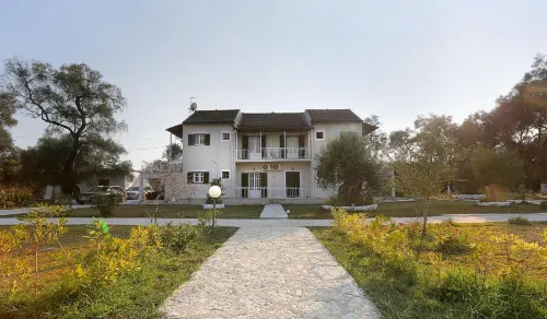 Alykes Family Resort Hotels in Lefkimmi