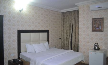 Parklane Hotels Limited - Housity