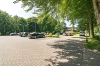 Parkhotel Tjaarda - parking