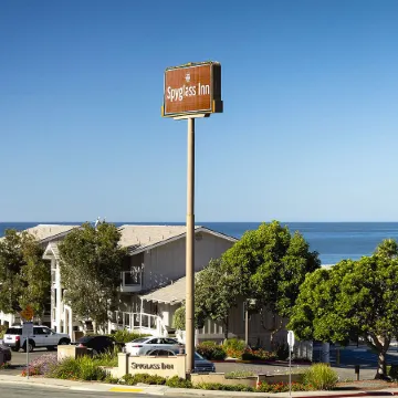 Spyglass Inn