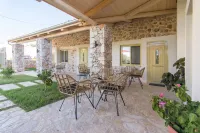 Acrothea Perdika Hotel di Perdika