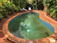 Coconut Grove Holiday Apartments