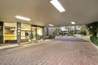 Knox International Hotel and Apartments Hotels in Wantirna South