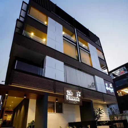 The Pommels Business Hotel Отели рядом с достопримечательностью «Конференц-центр Frontier Management»