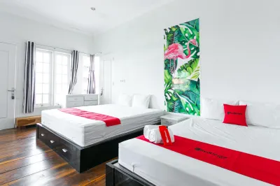 RedDoorz Near Grojogan Sewu Tawangmangu Các khách sạn ở Tawangmangu