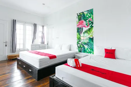 RedDoorz Near Grojogan Sewu Tawangmangu