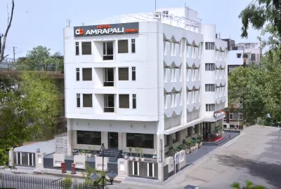Hotel Amrapali Grand Hotels in Karol Bagh