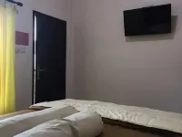 Marthina Residence Syariah Mitra RedDoorz Hotels in Kota Baru