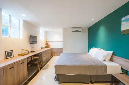 Life Puri Hotel Surabaya