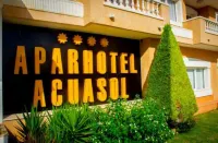 آبارتهوتل أكواسول Hotels near Cala del Pinar