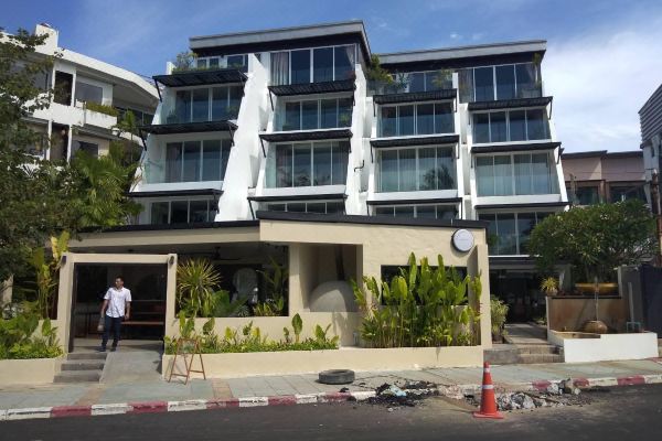 더 프런트 호텔 앤드 아파트먼트(The Front Hotel and Apartments)_1