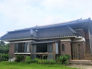 Damyang Friend and Doldamgil Pension