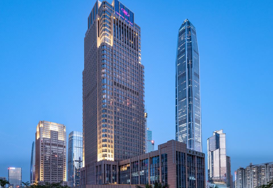 크라운 플라자 선전 푸톈