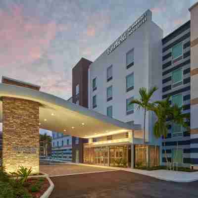 Fairfield Inn & Suites West Palm Beach Hotel Exterior