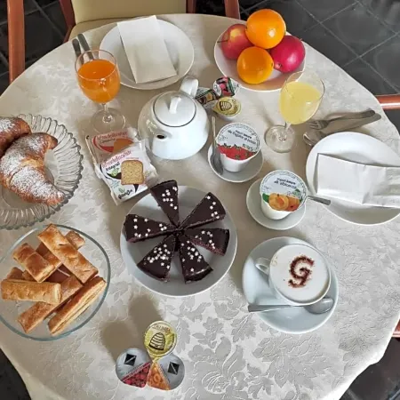 Hotel Galant Отели рядом с достопримечательностью «Музей футбольного клуба «Ювентус»»