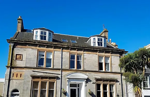 阿爾希耶爾酒店