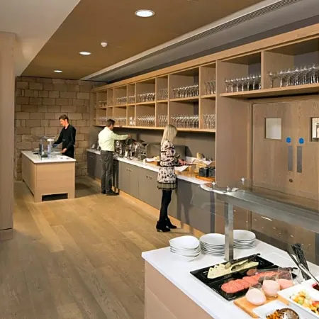 The Orchard Hotel & Restaurant