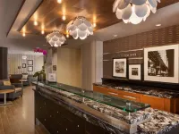 Hampton Inn Manhattan/Downtown-Financal District Các khách sạn gần Trung tâm mua sắm Century 21