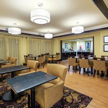 Hampton Inn by Hilton Baton Rouge-I-10 & College Dr.
